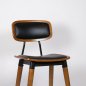 Preview: Barhocker "Studo" aus schwarzem Kunstleder und Gestell aus Eiche und Metall