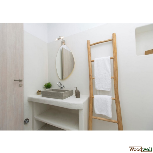 Terry cloth ladder made of teak