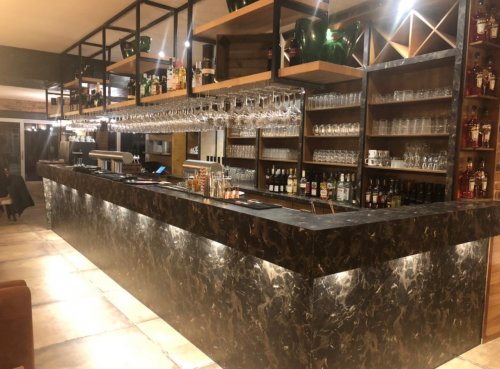 Bar Verkleidung Multiplex mit HPL Beschichtung (Preis auf Anfrage)
