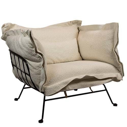 "Floral" armchair made of beige teddy boucle and black metal frame