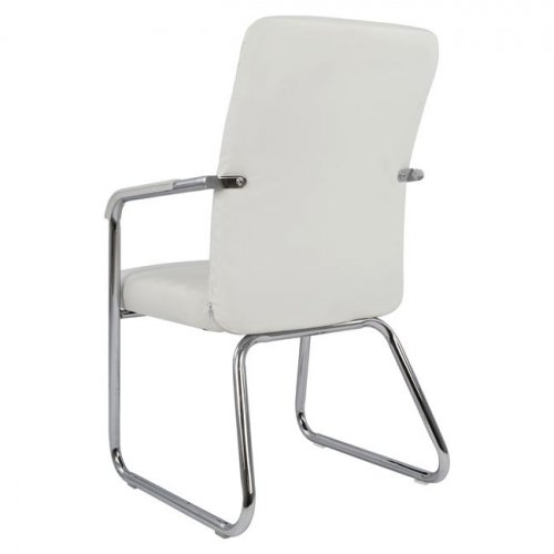 SESSEL DALEY IN DER WEISS