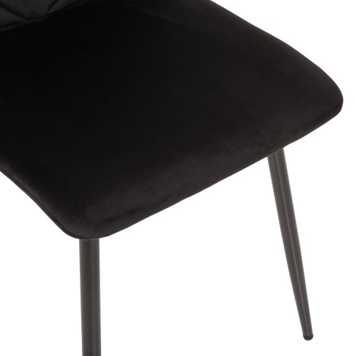 STUHL LATRELL AUS SCHWARZEM SAMT MIT SCHWARZEN METALLBEINEN 43x54x88cm