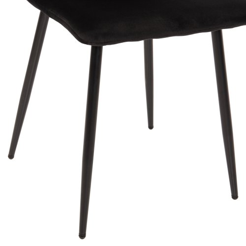 STUHL LATRELL AUS SCHWARZEM SAMT MIT SCHWARZEN METALLBEINEN 43x54x88cm
