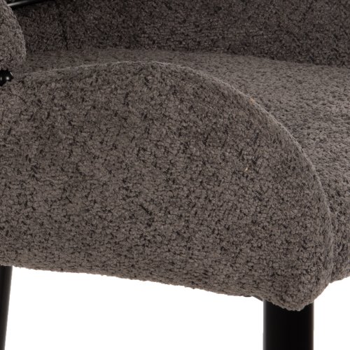 MITTELHOHER HOCKER AUS GRAUEM TEDDY BOUCLE STOFF MIT SCHWARZEN METALLBEINEN 55x62x105cm