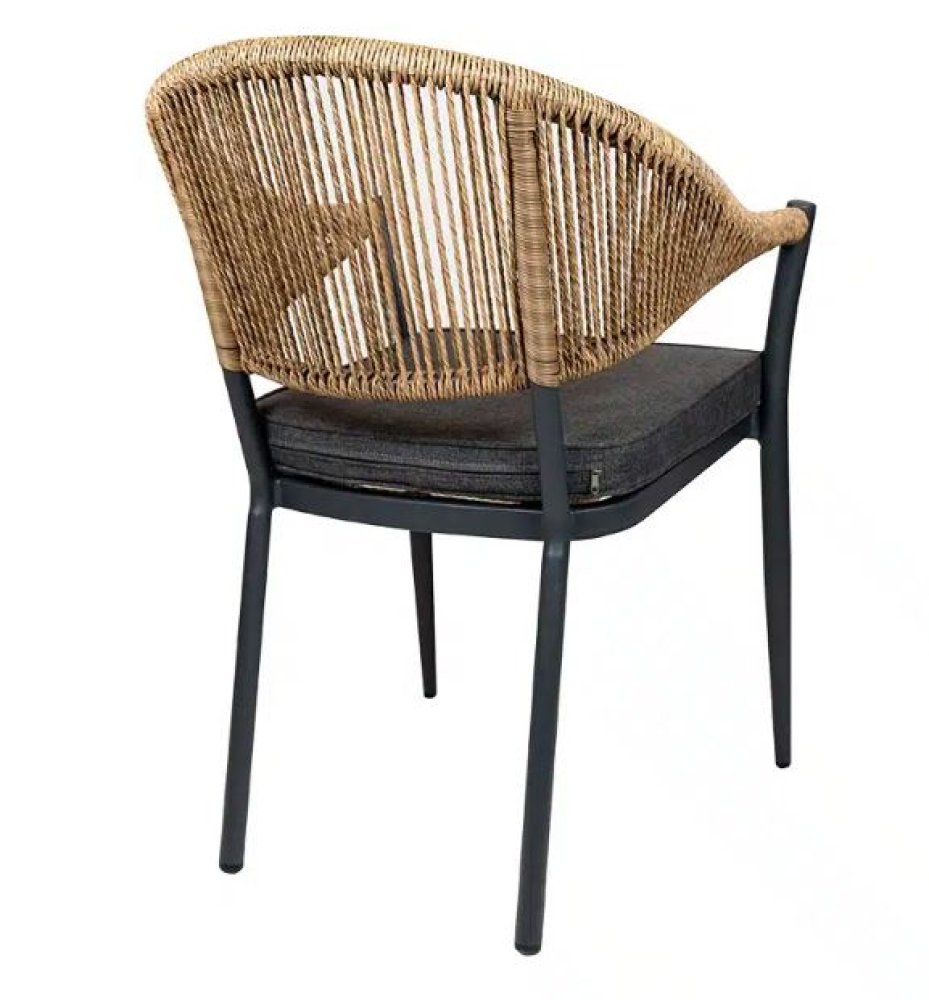 "Lion" aluminum armchair in wicker design