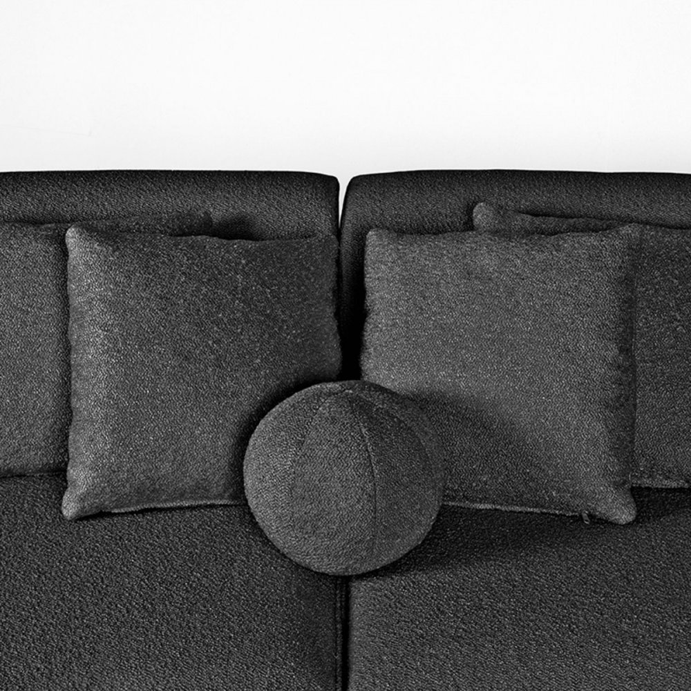 4-Sitzer Sofa "Mori" in anthrazit Boucle