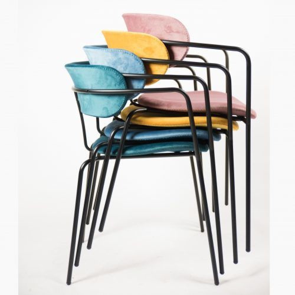 "Olivia Dew" armchair made of blue velvet and legs made of black steel frame