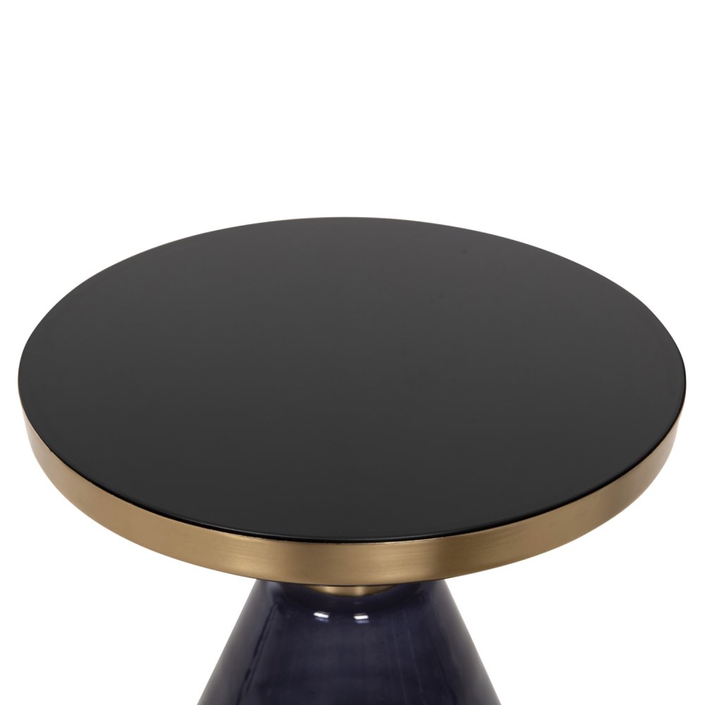 BEISTELLTISCH DEMMY, SCHWARZE GLASPLATTE UND LILA GLASBASIS, GOLDENER „HALS“ Φ41x48Hcm