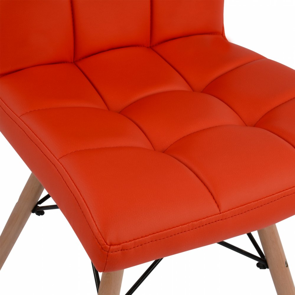 Design Stuhl ROSA mit Massivholz Beinen und Kunstleder, in Rot