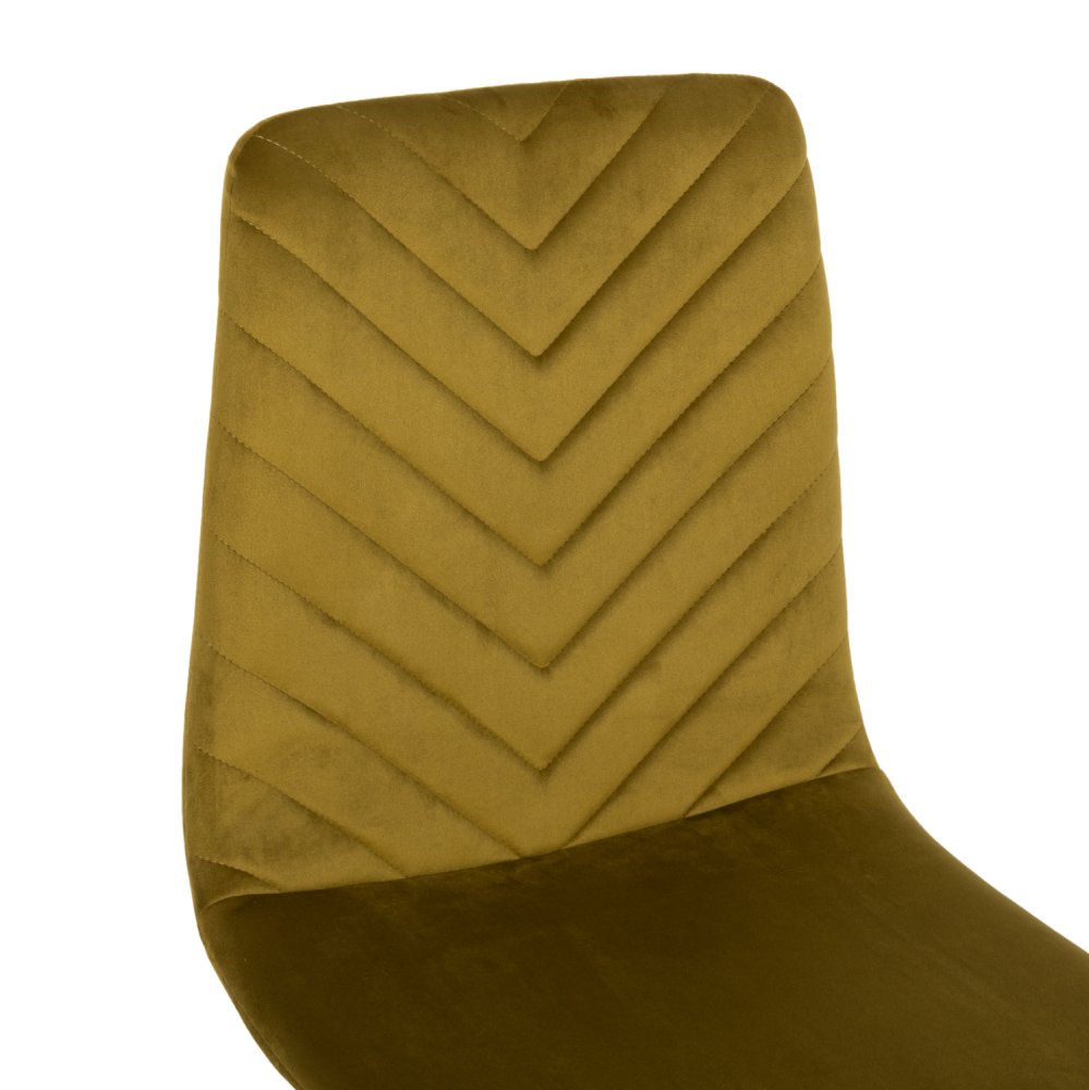 STUHL LATRELL AUS OLIVGRÜNEM SAMT MIT SCHWARZEN METALLBEINEN 43x54x88cm