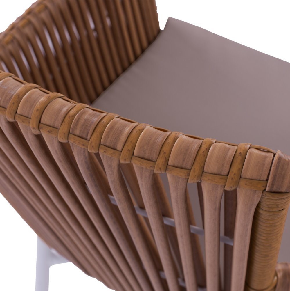 Weißer Sessel aus Rattan Geflecht in Beige