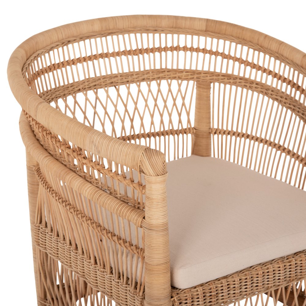SESSEL MALAWI MAHAGONIHOLZ MIT RATTAN IN NATÜRLICH MIT WEIßEM KISSEN 80x70x86Hcm