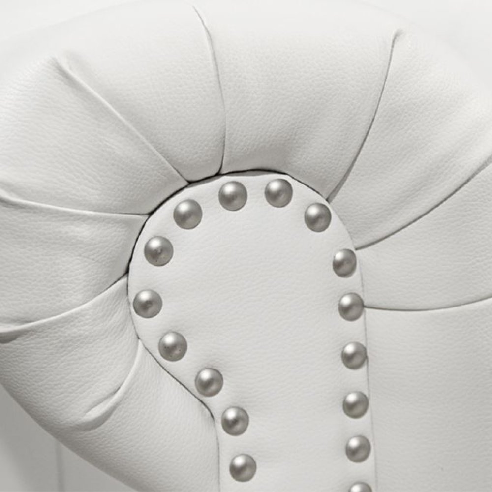"Chesterfield" Sessel mit Kunstlederbezug in weiß