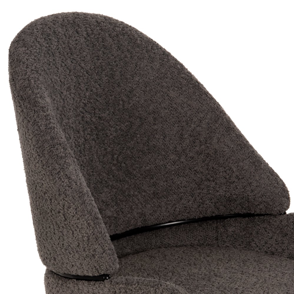 MITTELHOHER HOCKER AUS GRAUEM TEDDY BOUCLE STOFF MIT SCHWARZEN METALLBEINEN 55x62x105cm