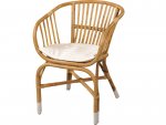 Sessel mit Armlehne in natürlichem Rattan