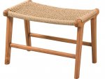 Massiver Teakholzhocker mit überzogenem Rattan in einem natürlichem Braun