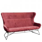 3 Sitzer Sofa "Megan" aus rotem Samt und Metallfüßen